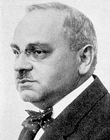 アルフレッド・アドラー（Alfred Adler）の顔写真